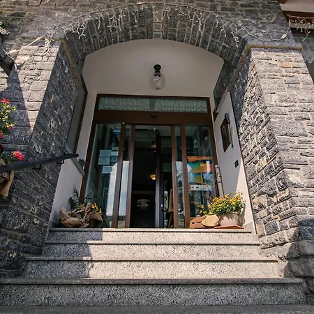 Moderno & 3* Fuipiano Valle Imagna