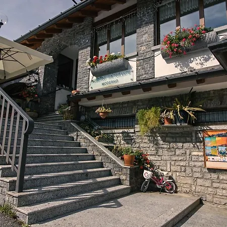 Moderno & Hotel Fuipiano Valle Imagna