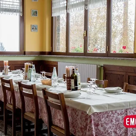 Отель Moderno & 3*